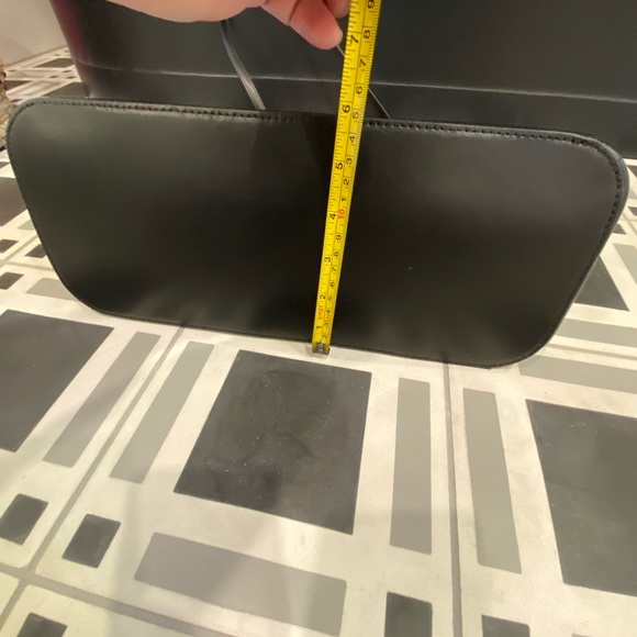 KATE ♠️ SPADE Lali tote in black with adorable tie on🍉🍉 - Picture 3 of 13